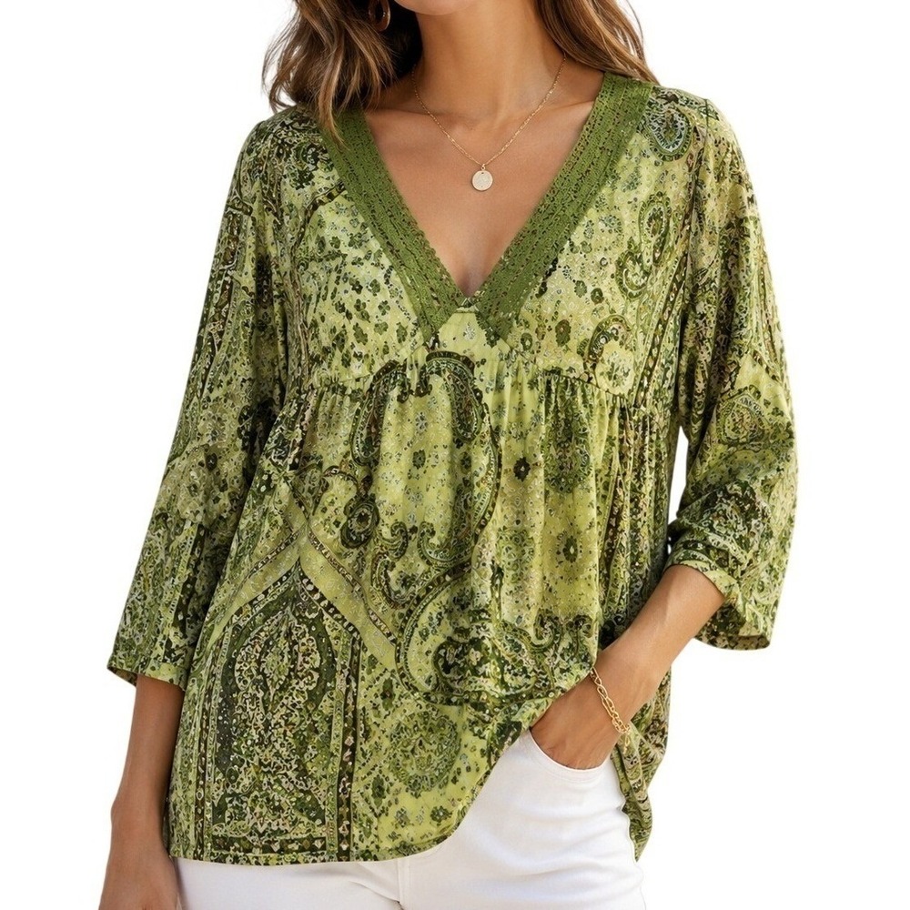Women's Green Paisley Tunic Blouse XL Boho V Neck Smocked Back Empire Waist